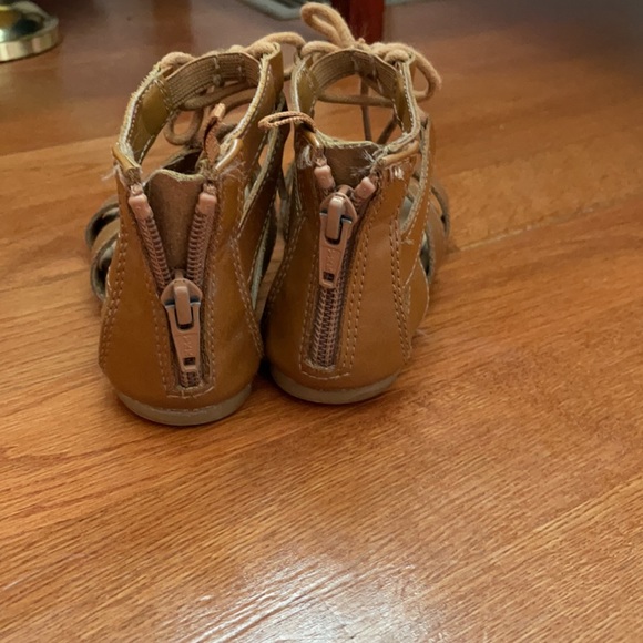 Sandals - Picture 3 of 3